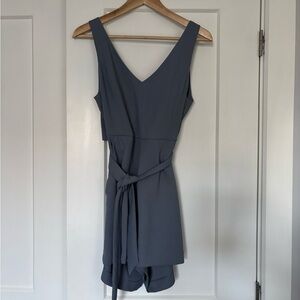 Wilfred Ecoulement size 6 light blue romper